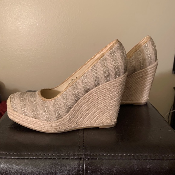 Nine West Wedges - Picture 2 of 5